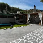 Natural House With Pool & Private Parking