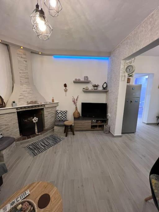 Hébergement de vacances Natural House With Pool & Private Parking