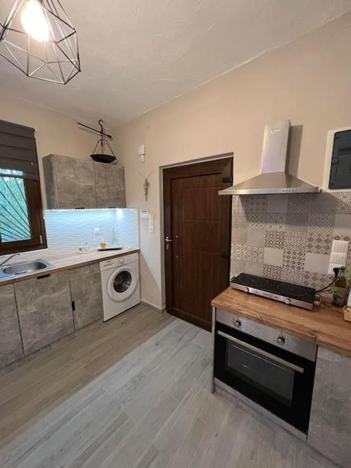 Vakantiehuis Natural House With Pool & Private Parking *