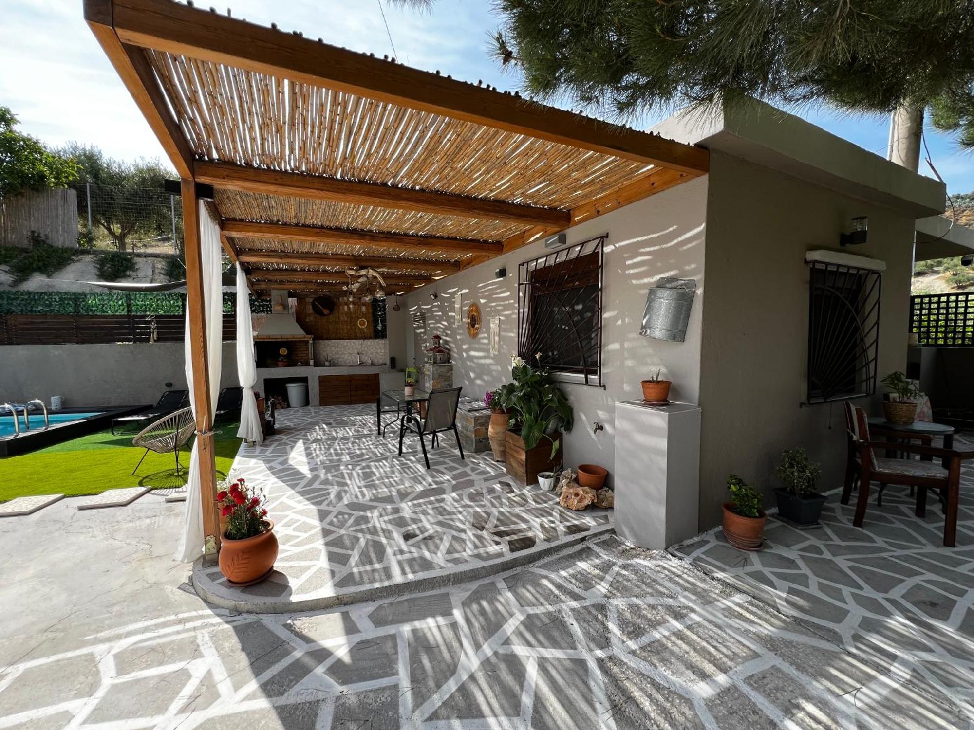 Vakantiehuis Natural House With Pool & Private Parking *