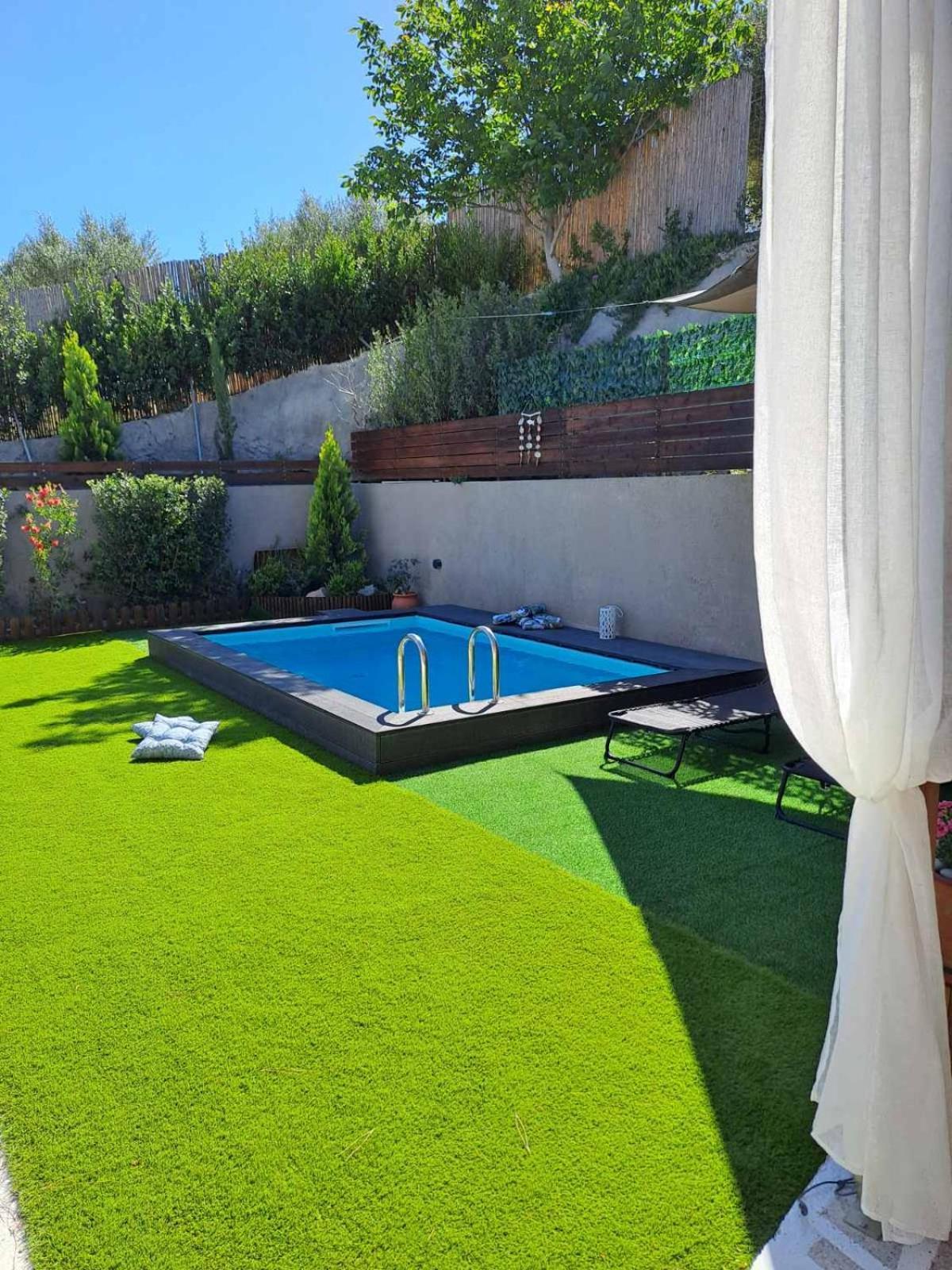 Natural House With Pool & Private Parking Vakantiehuis Iraklion